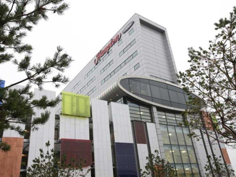 Hampton By Hilton Liverpool John Lennon Airport Otel Speke Dış mekan fotoğraf